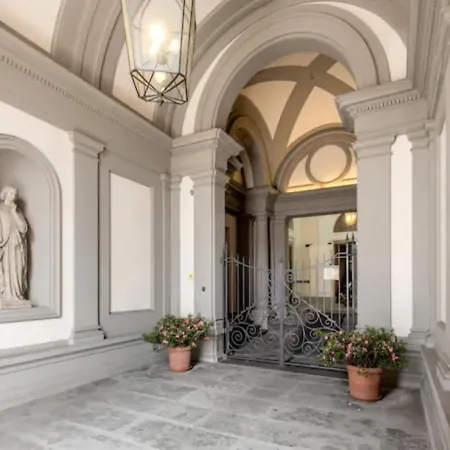 Lungarno Vespucci Charming Apartment Florence Exterior photo